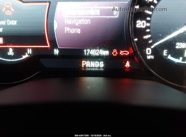 5LMCJ3D91GUJ28540 2016 LINCOLN MKC Black 