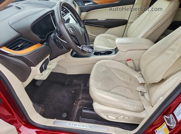 5LMCJ3D99GUJ27099 2016 LINCOLN MKC Темно-бордовый Вид салона спереди