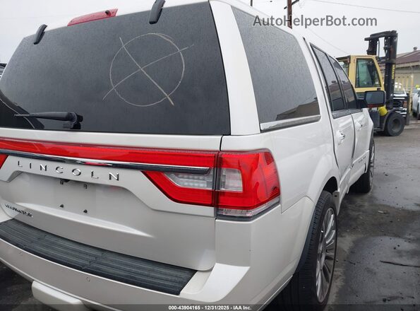 5LMJJ2HT3HEL06998 2017 LINCOLN NAVIGATOR White Задня права чверть