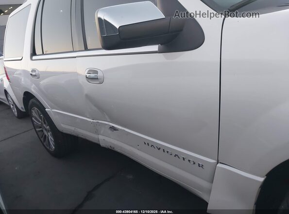 5LMJJ2HT3HEL06998 2017 LINCOLN NAVIGATOR White Вид спереду