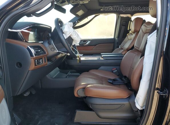5LMJJ2LG5REL17285 2024 LINCOLN NAVIGATOR Черный Вид салона спереди