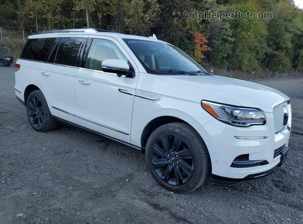 5LMJJ2LGXPEL09907 2023 LINCOLN NAVIGATOR Белый Передняя правая четверть
