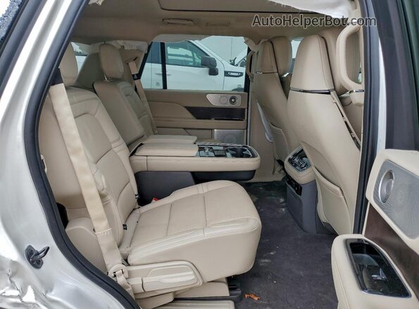 5LMJJ2LT3LEL15281 2020 LINCOLN NAVIGATOR Белый Вид задней части салона