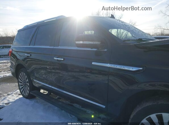 5LMJJ2LT7JEL21095 2018 LINCOLN NAVIGATOR Черный Вид задней части салона
