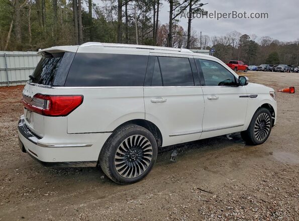 5LMJJ2TT0MEL02697 2021 LINCOLN NAVIGATOR Белый Задняя правая четверть