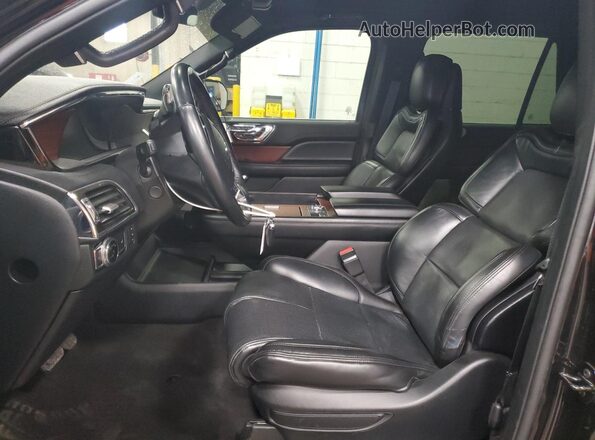 5LMJJ3LT5MEL15449 2021 LINCOLN NAVIGATOR Black Front interior view