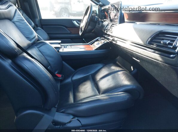 5LMJJ3LT7MEL05098 2021 LINCOLN NAVIGATOR Black Front interior view