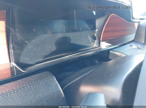 5LMJJ3LT7MEL05098 2021 LINCOLN NAVIGATOR Black 360 interior view