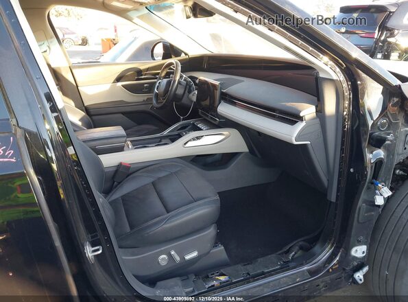 5LMPJ8J43RJ796965 2024 LINCOLN NAUTILUS Черный Вид салона спереди