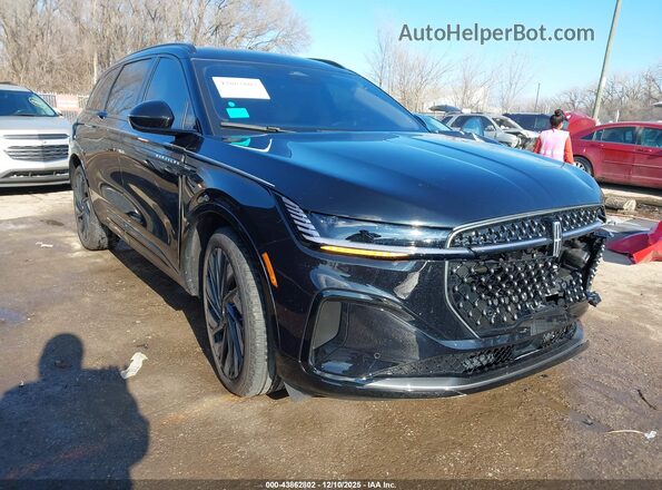 5LMPJ8K41SJ893523 2025 LINCOLN NAUTILUS Черный Передняя правая четверть