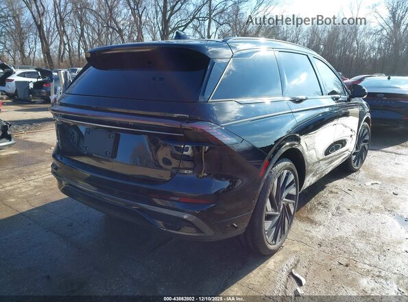 5LMPJ8K41SJ893523 2025 LINCOLN NAUTILUS Черный Задняя правая четверть
