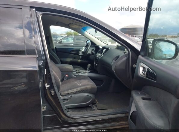 5N1AR2MMXGC638912 2016 NISSAN PATHFINDER Черный Вид салона спереди