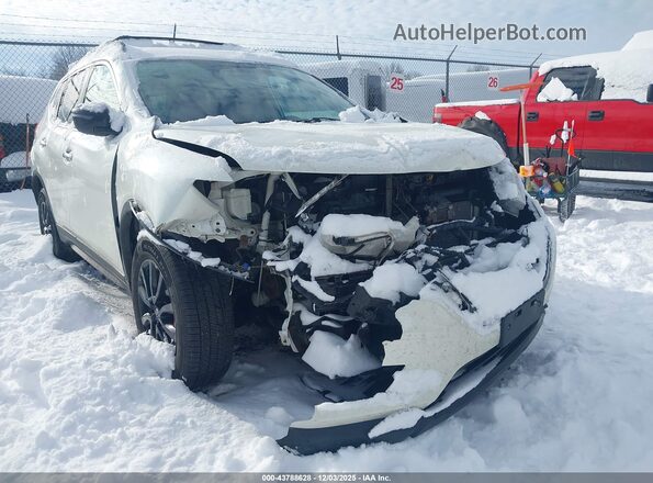 5N1AT2MV0JC751639 2018 NISSAN ROGUE White Vista frontal