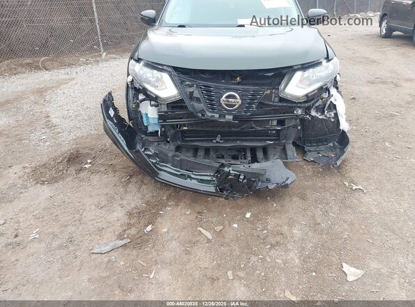 5N1AT2MV9JC702343 2018 NISSAN ROGUE Green Widok z przodu