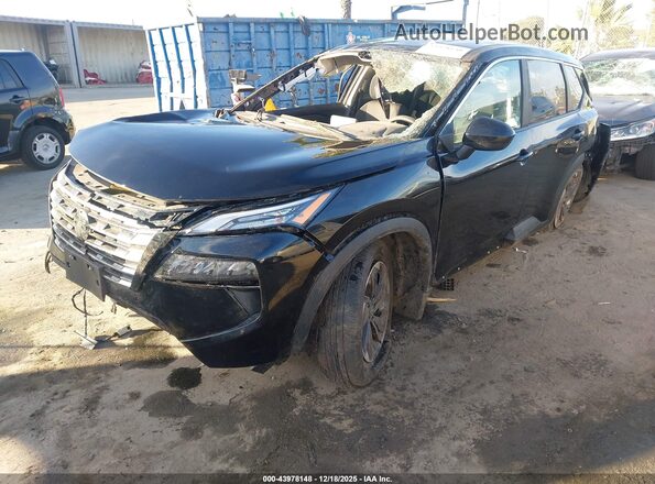 5N1BT3BA6TC677754 2026 NISSAN ROGUE Черный Передняя левая четверть