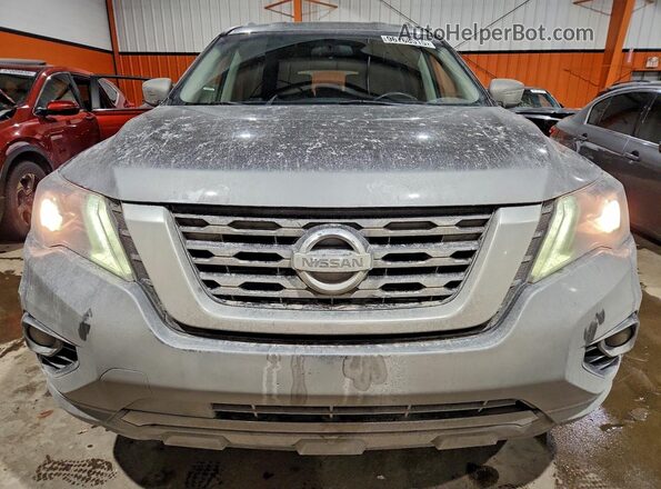 5N1DR2MM5JC628809 2018 NISSAN PATHFINDER Серый Вид спереди