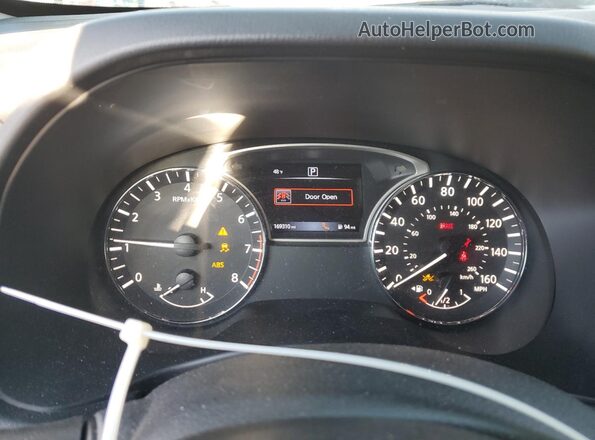 5N1DR2MN4KC612644 2019 NISSAN PATHFINDER Silver Instrument cluster view