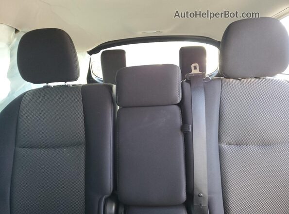 5N1DR2MN4KC612644 2019 NISSAN PATHFINDER Silver Rear seats view