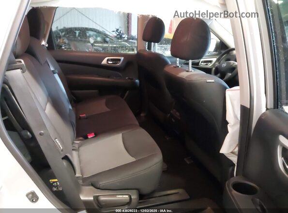 5N1DR2MNXKC596773 2019 NISSAN PATHFINDER Silver VIN sticker view