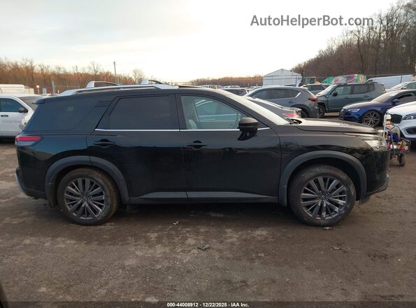 5N1DR3CD6PC213000 2023 NISSAN PATHFINDER Black Widok wnętrza z tyłu