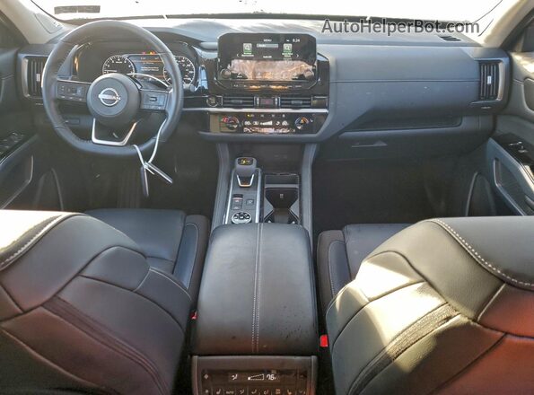 5N1DR3CDXSC212084 2025 NISSAN PATHFINDER Red Вид панелі приладів