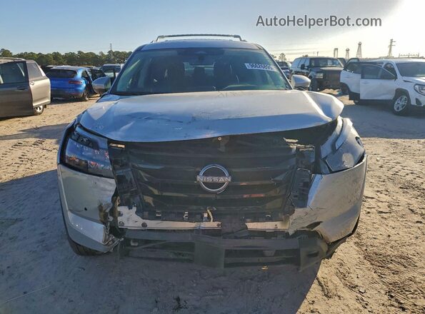 5N1DR3DG8SC212514 2025 NISSAN PATHFINDER Серебряный Вид спереди