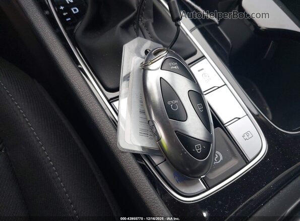 5NMJB3DE2TH614140 2026 HYUNDAI TUCSON Красный Вид панели приборов
