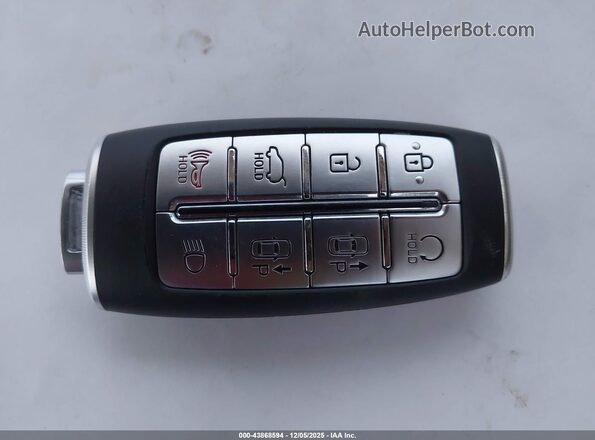 5NMMADTB8RH002515 2024 GENESIS GV70 Dark Blue Вид панели приборов