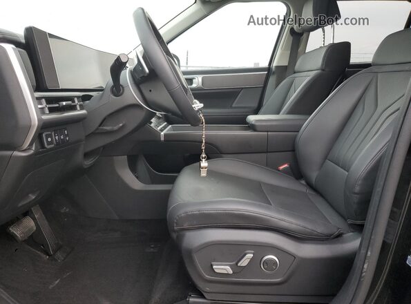 5NMP3DGL4SH097865 2025 HYUNDAI SANTA Black Widok wnętrza z przodu