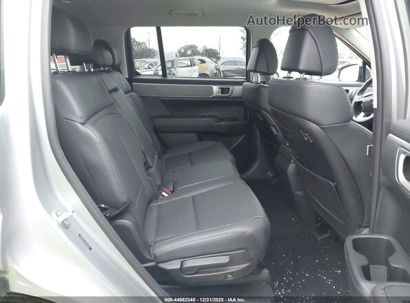 5NMP3DGL8RH040269 2024 HYUNDAI SANTA FE Silver Widok naklejki z numerem VIN
