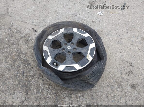 5NMP3DGL8RH040269 2024 HYUNDAI SANTA FE Silver Widok zestawu wskaźników