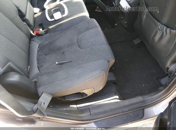 5NMS23AD1KH013459 2019 HYUNDAI SANTA FE Gray VIN sticker view