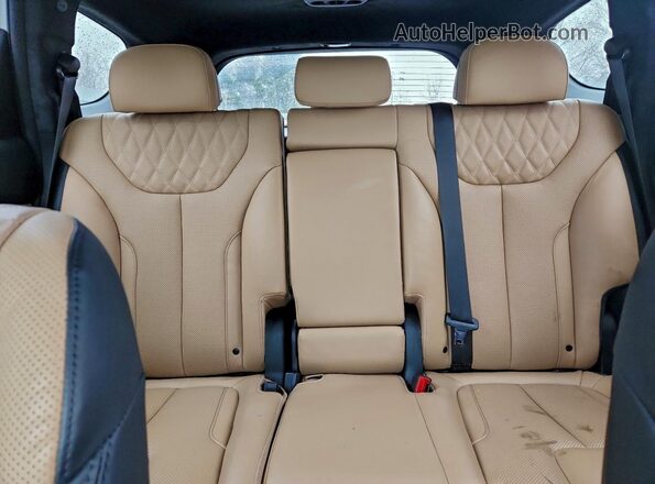 5NMS5DAL3PH525896 2023 HYUNDAI SANTA FE CALLIGRAPHY White Rear seats view