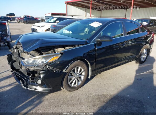 5NPE24AF2JH629953 2018 HYUNDAI SONATA Черный Передняя левая четверть