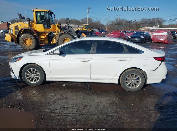 5NPE24AF2JH655081 2018 HYUNDAI SONATA Белый Панорамный вид салона 360°
