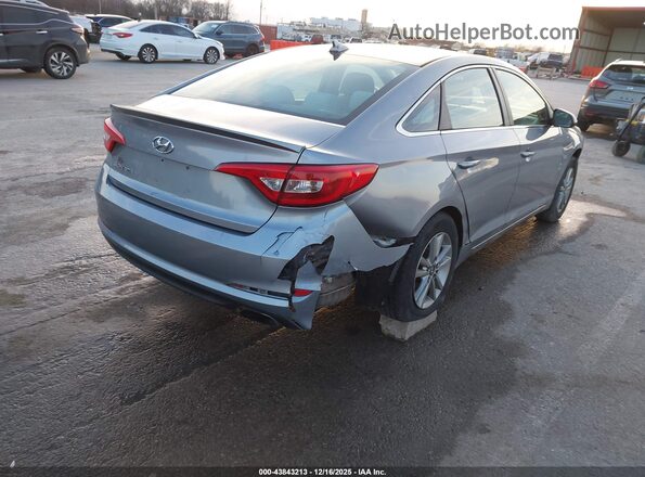 5NPE24AF7HH466484 2017 HYUNDAI SONATA Light Blue Задняя правая четверть