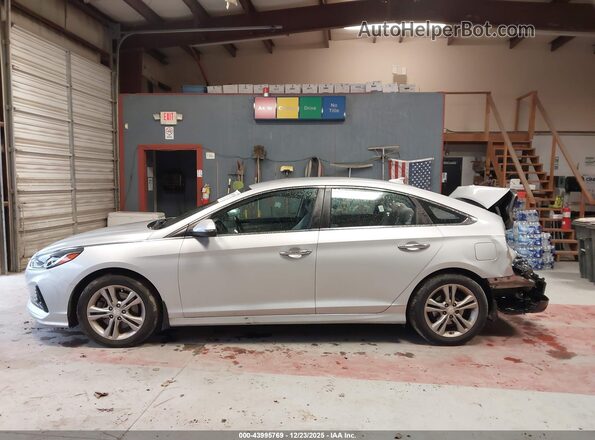 5NPE34AF7JH670088 2018 HYUNDAI SONATA Silver Widok wnętrza 360 stopni