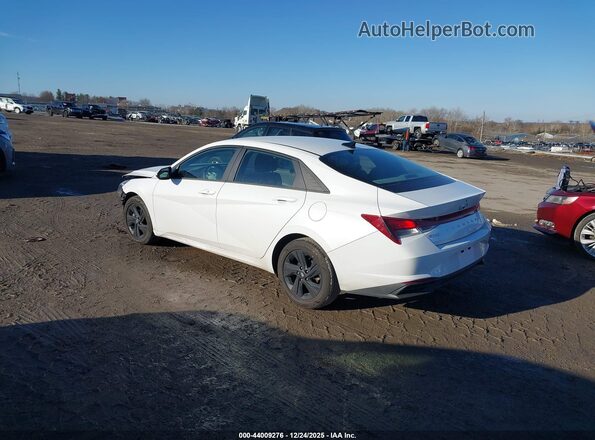 5NPLM4AG2NH053748 2022 HYUNDAI ELANTRA Белый Задняя левая четверть