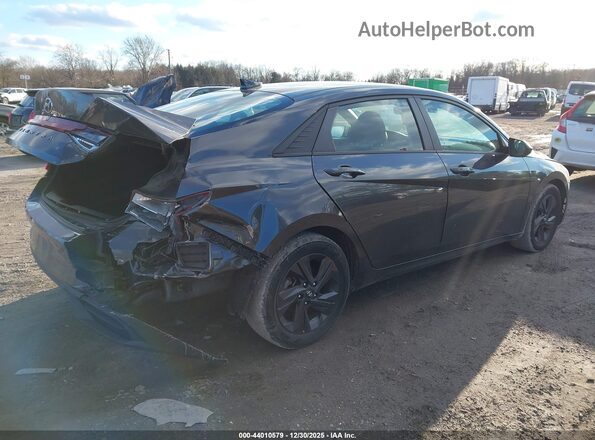 5NPLM4AG8NH071493 2022 HYUNDAI ELANTRA Черный Задняя правая четверть