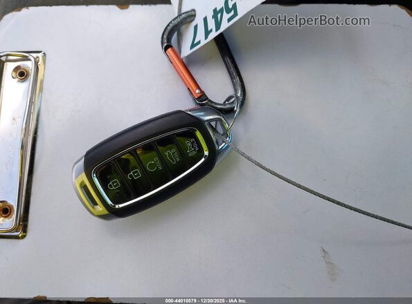 5NPLM4AG8NH071493 2022 HYUNDAI ELANTRA Черный Вид панели приборов