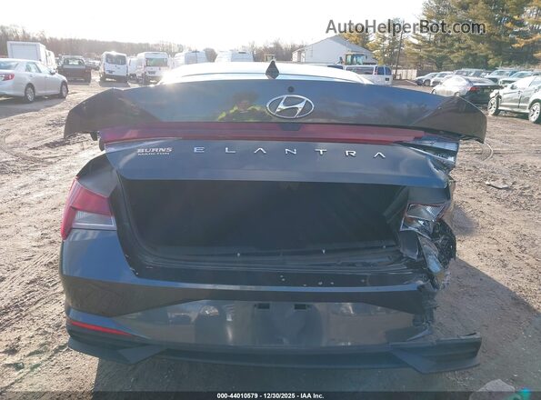 5NPLM4AG8NH071493 2022 HYUNDAI ELANTRA Черный 