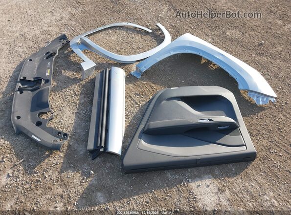 5TDAAAA64SS013182 2025 LEXUS TX 350 Silver ხელსაწყოთა პანელის ხედი