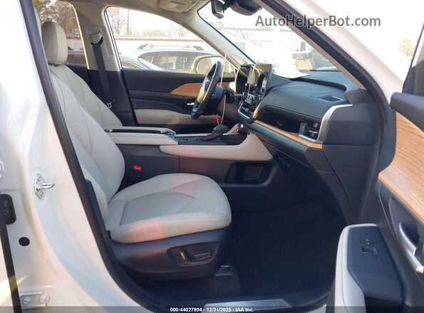 5TDACAB52TS071003 2026 TOYOTA LIMITED White Front interior view