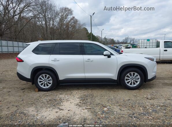 5TDACAB54RS021566 2024 TOYOTA LE Белый Вид задней части салона