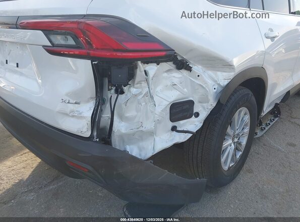 5TDACAB57TS074186 2026 TOYOTA LE Белый Вид спереди