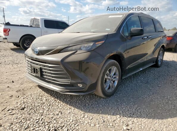 5TDCSKFC1PS102712 2023 TOYOTA SIENNA Black Przód lewy