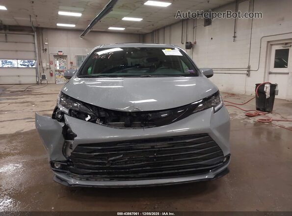 5TDCSKFC8SS166836 2025 TOYOTA SIENNA Gray Widok zestawu wskaźników