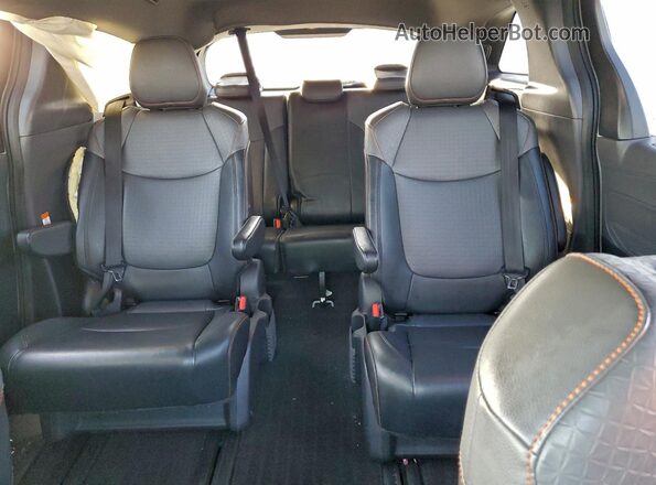 5TDDSKFC2MS025722 2021 TOYOTA SIENNA Серебряный Вид задних сидений