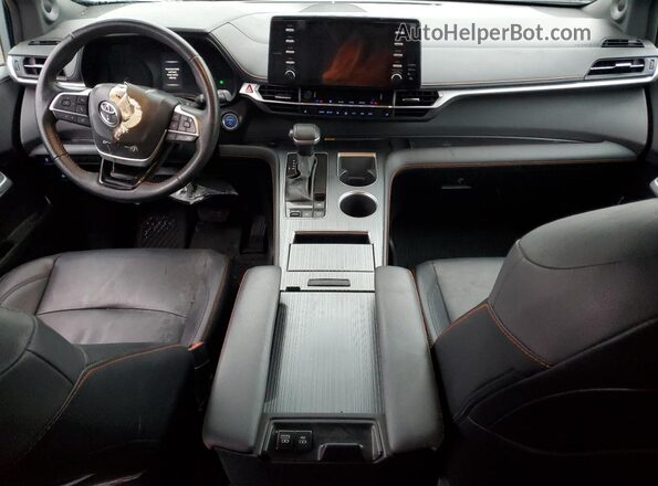 5TDDSKFC8PS102498 2023 TOYOTA SIENNA Серый Вид панели приборов