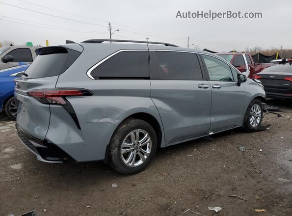 5TDDSKFC8PS102498 2023 TOYOTA SIENNA Серый Задняя правая четверть